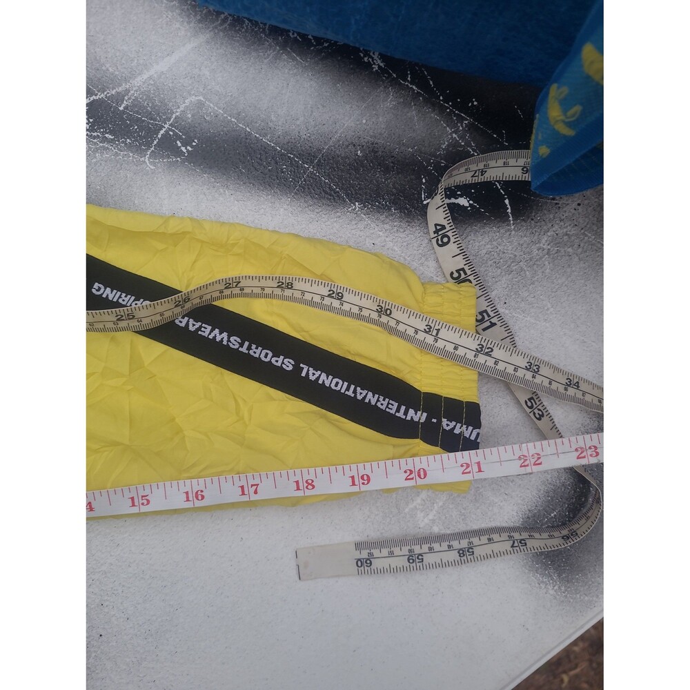 Puma  Windbreaker zip Jacket  New - Picture 10 of 10